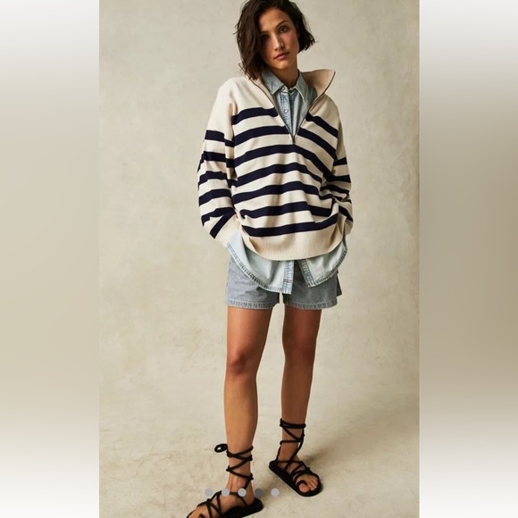 Free People Uptown Stripe Pullover Sweater Oversized Champagne Navy Combo - Picture 4 of 7
